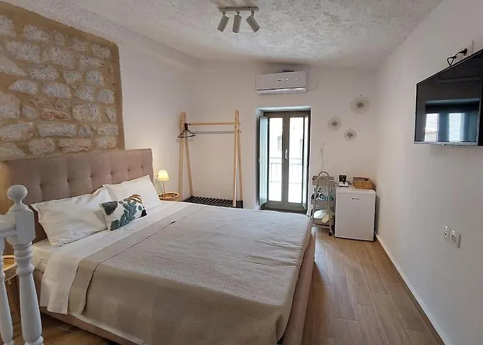 Rafaela 2 Floor Suite